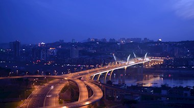 國窖大橋夜景